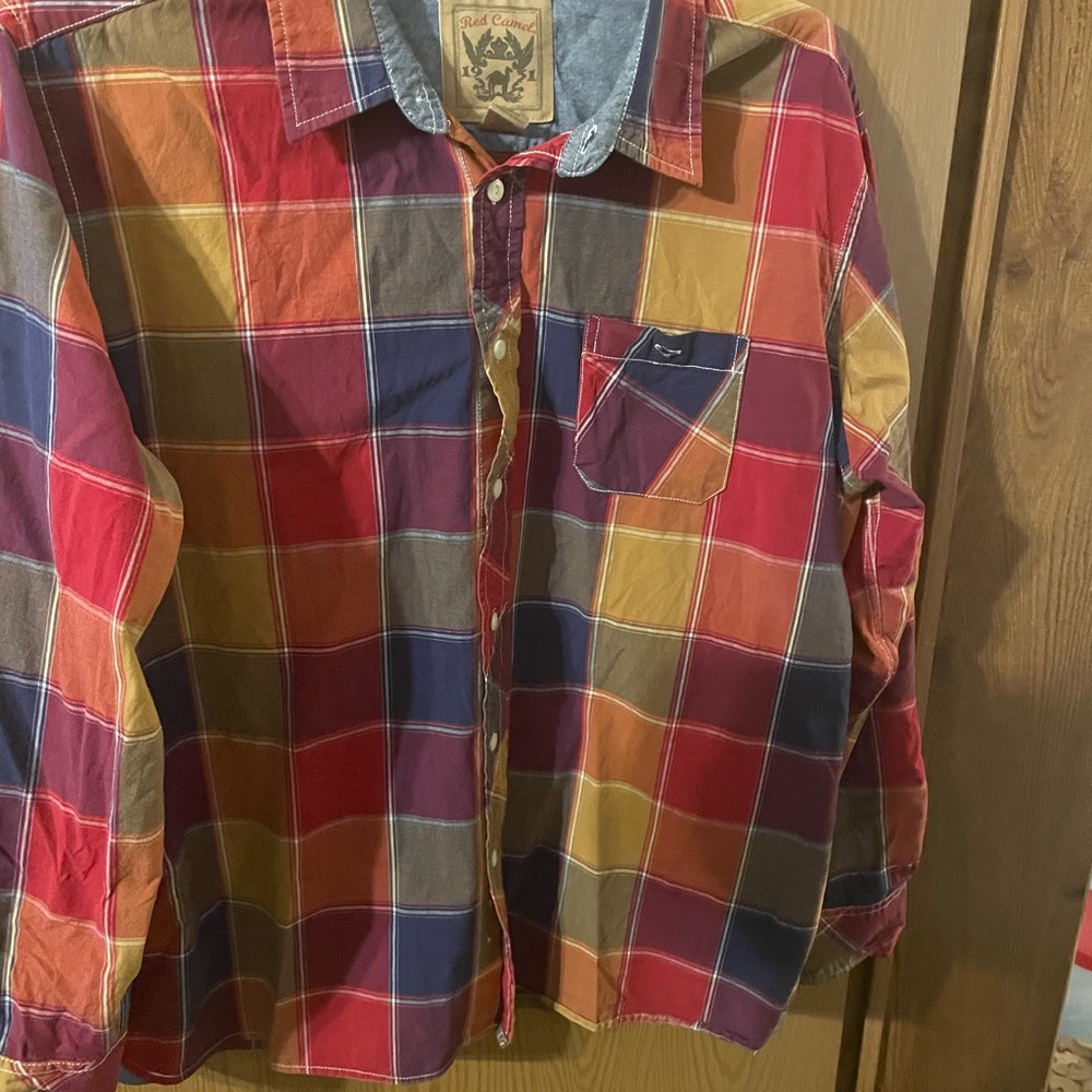 Red Camel Multicolor Plaid Button Down Shirt